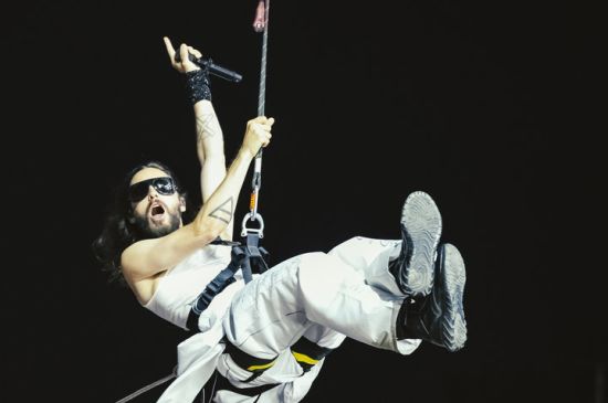 [CRÓNICA] THIRTY SECONDS TO MARS - "Tirolina, fuego, balones inflables y un Jared Leto pletórico"